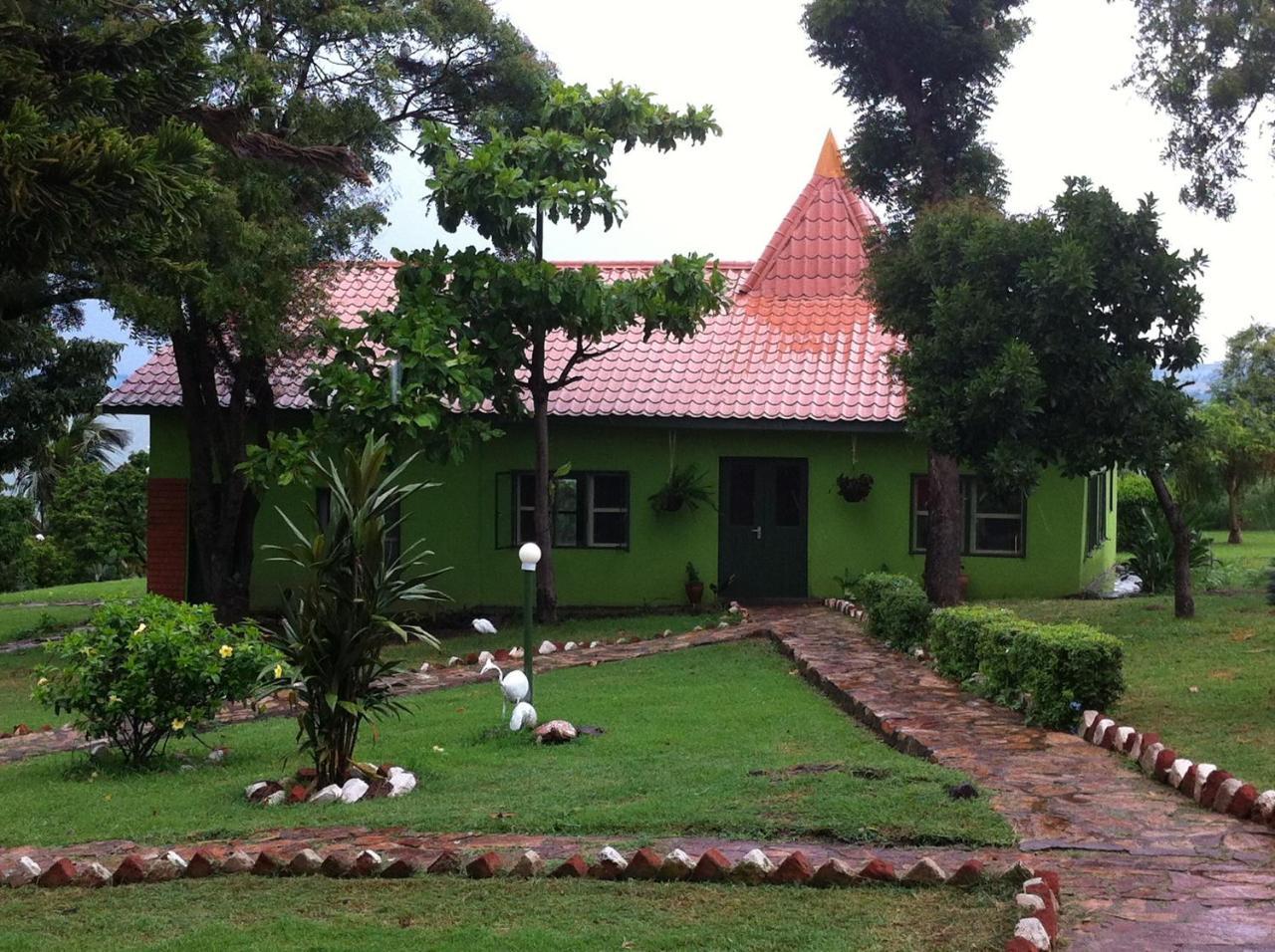 Samuka Island Retreat Villa Jinja Eksteriør billede