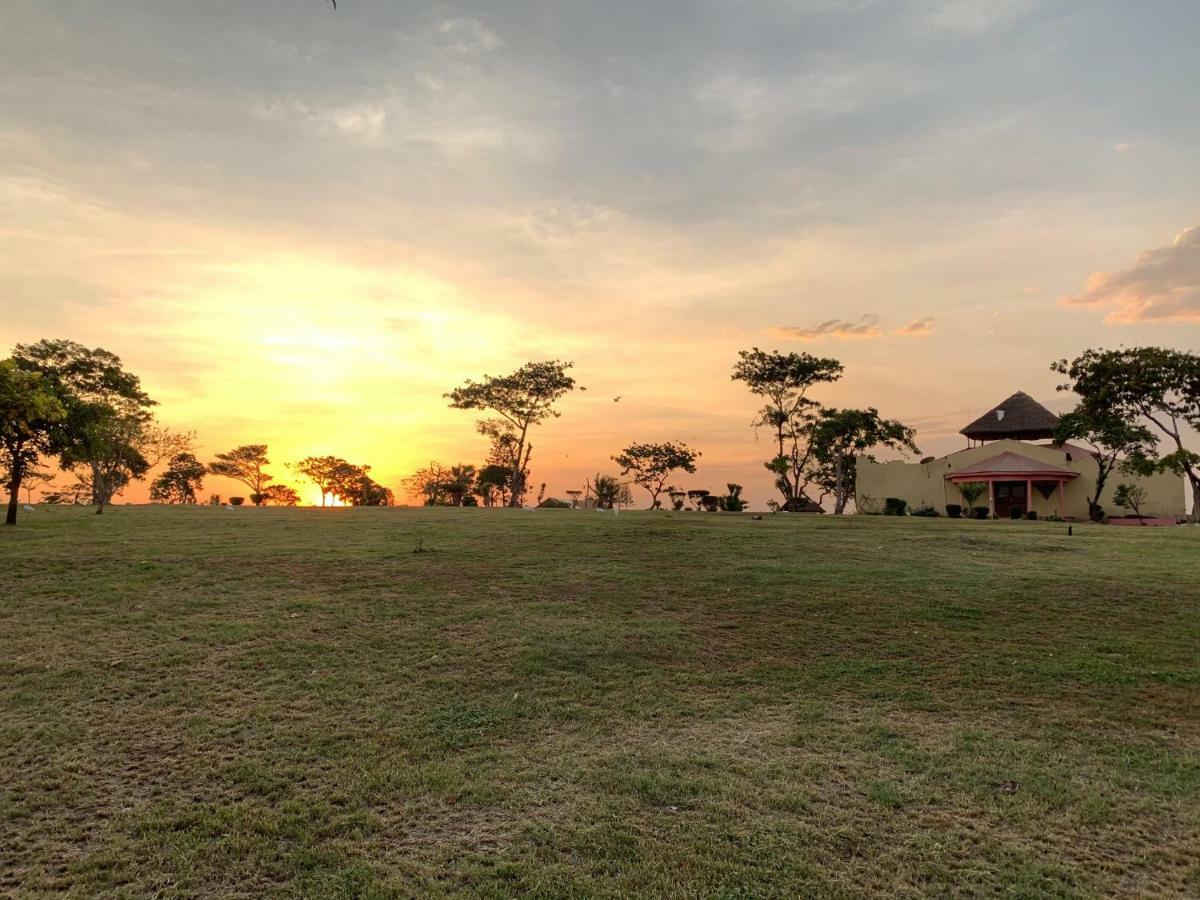 Samuka Island Retreat Villa Jinja Eksteriør billede