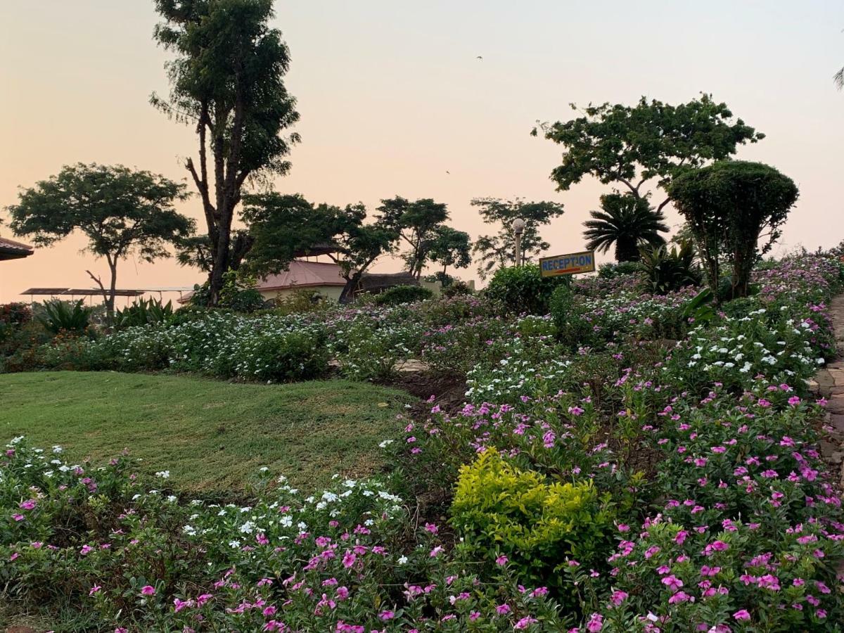 Samuka Island Retreat Villa Jinja Eksteriør billede