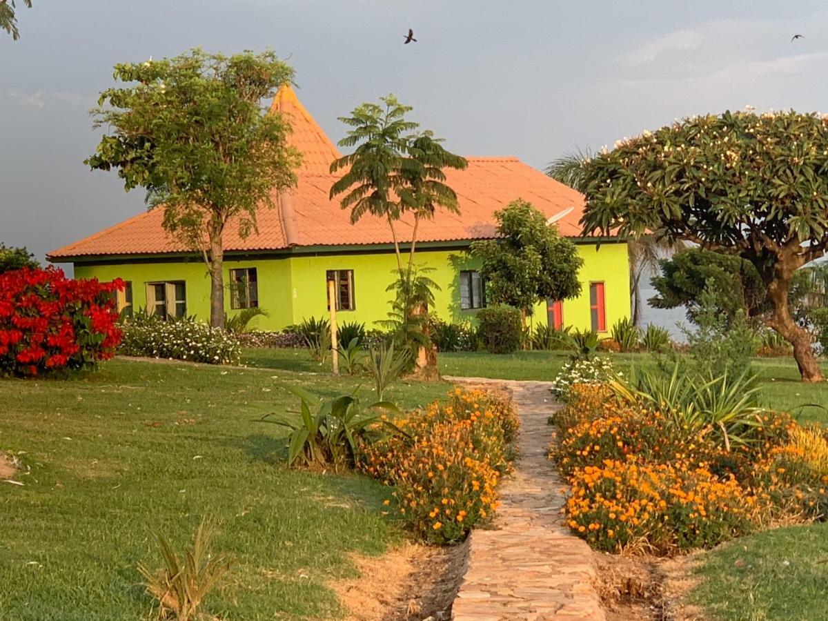 Samuka Island Retreat Villa Jinja Eksteriør billede