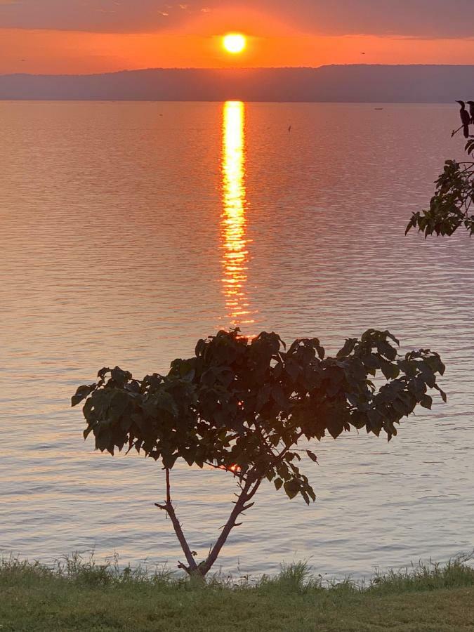 Samuka Island Retreat Villa Jinja Eksteriør billede